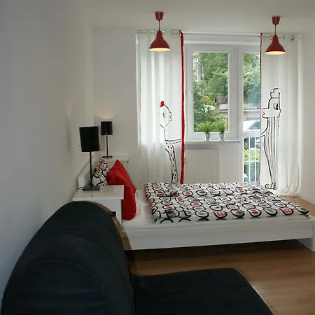 Daire Apartament Koki One *